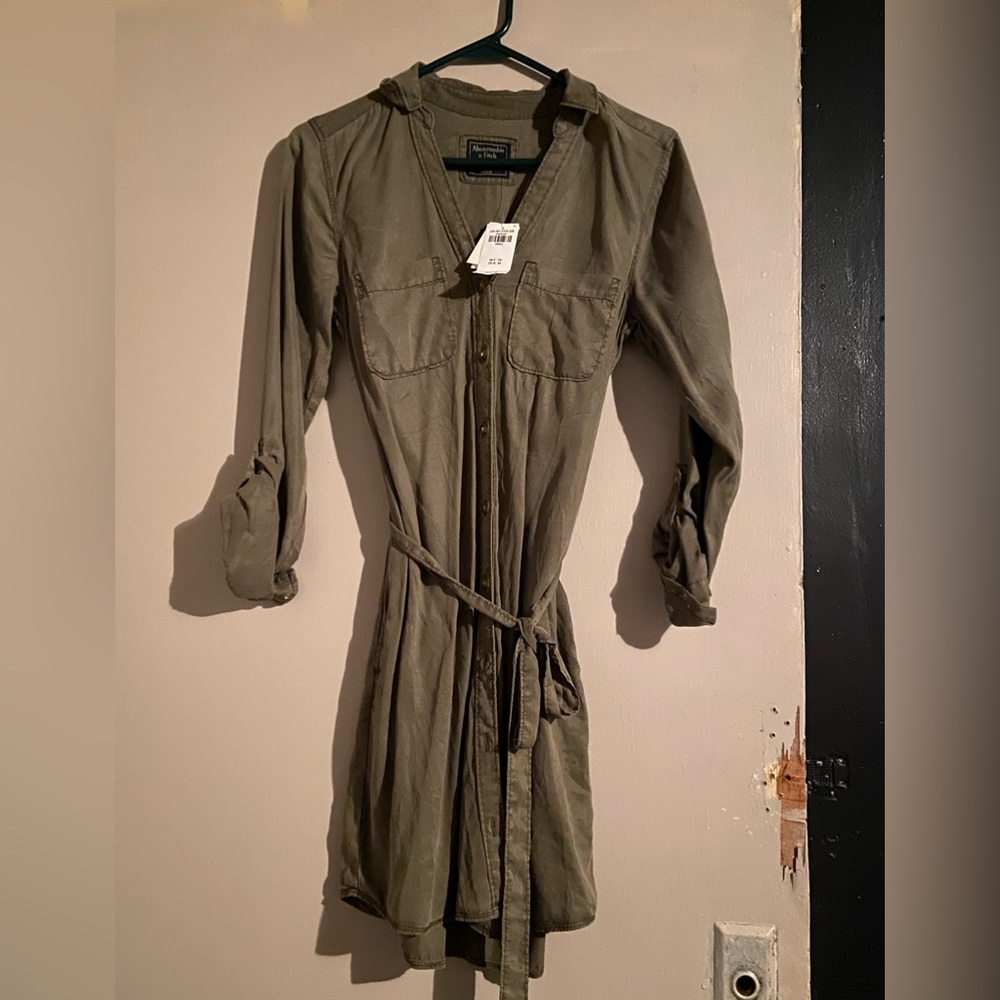 Abercrombie & Fitch dress